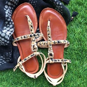 Gianni Bini leopard stud sandals